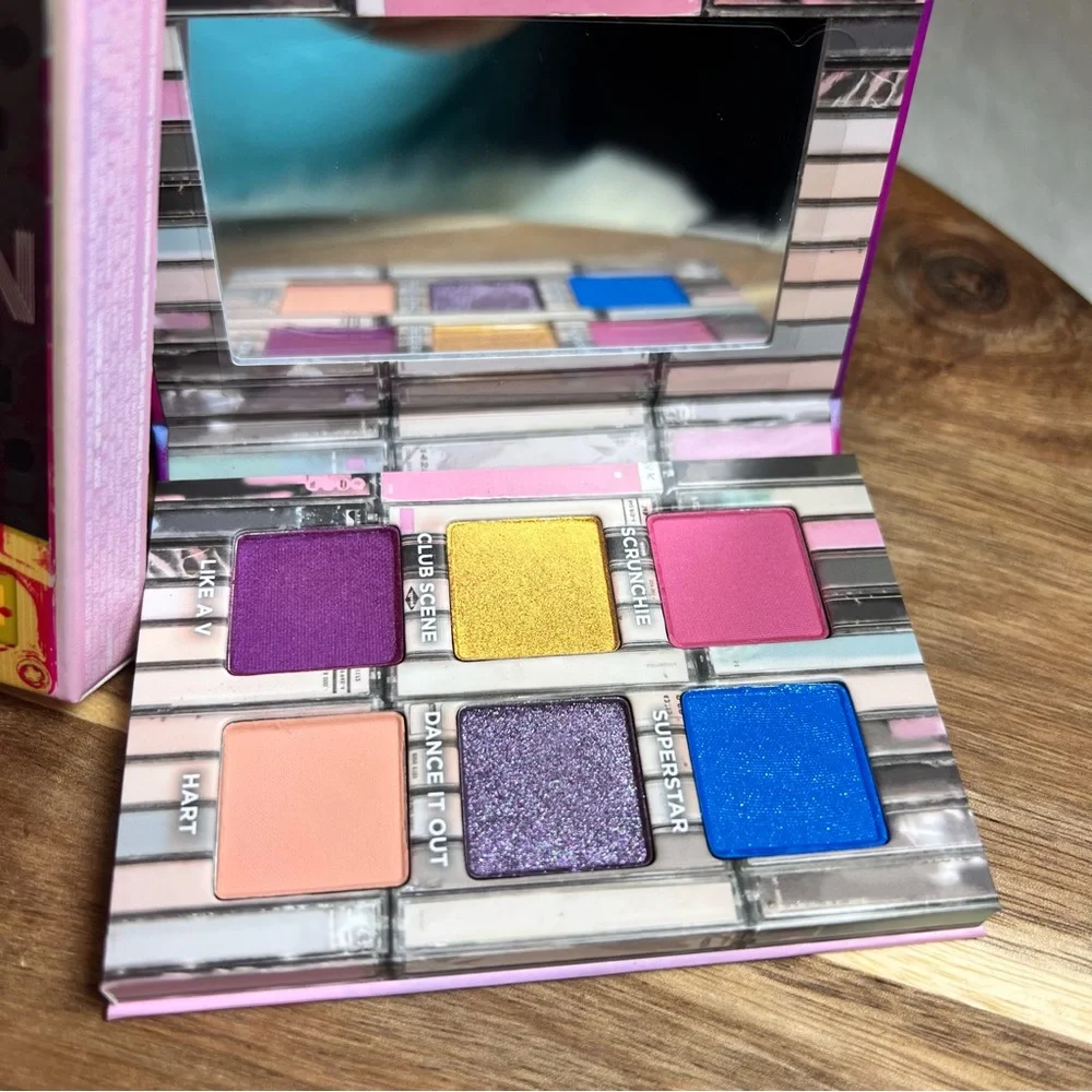 Urban Decay Pop Queen 80s Eyeshadow Palette NWB